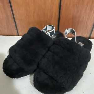 UGG slippers size 8